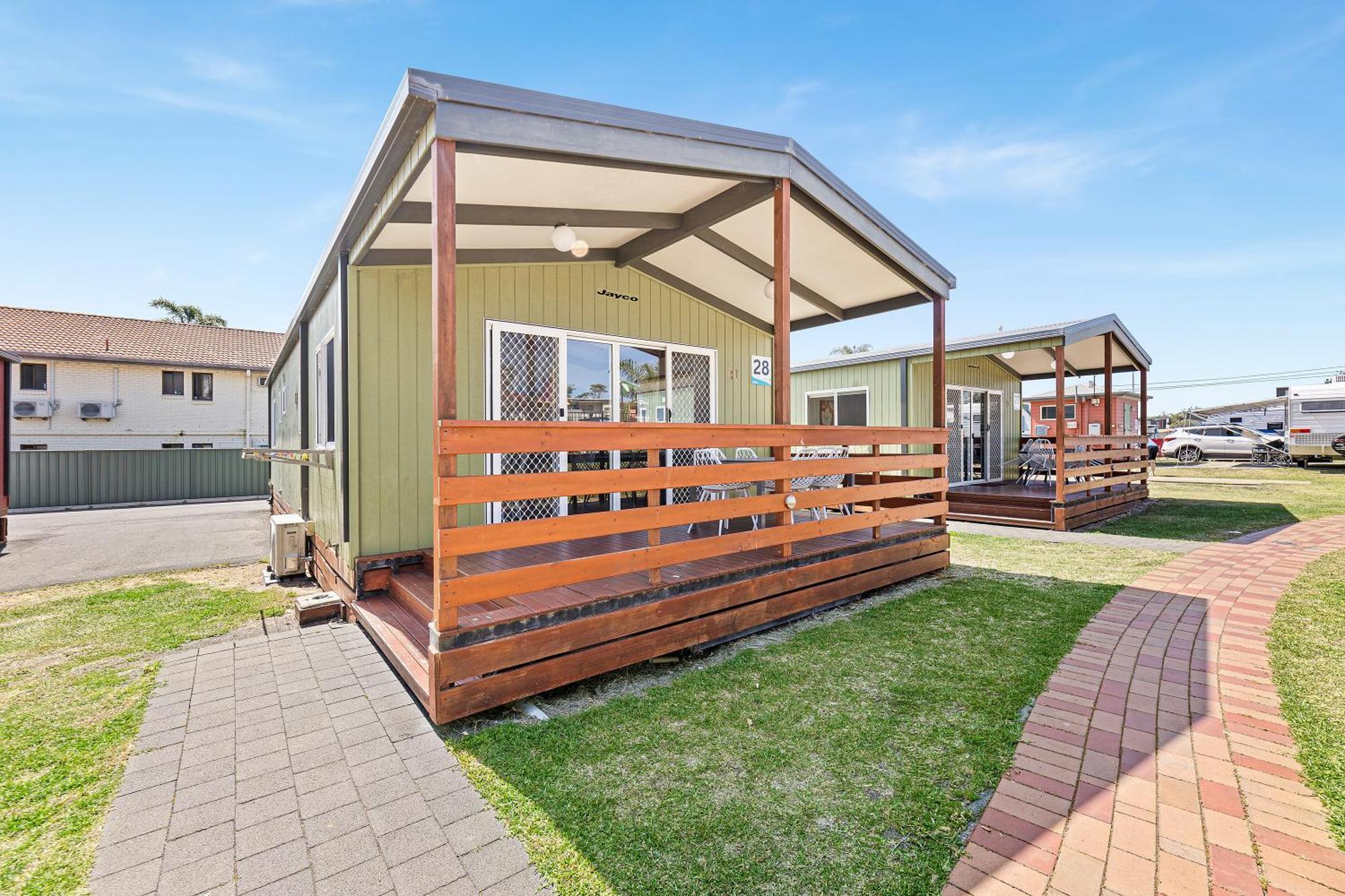 Tween Waters Merimbula Room photo