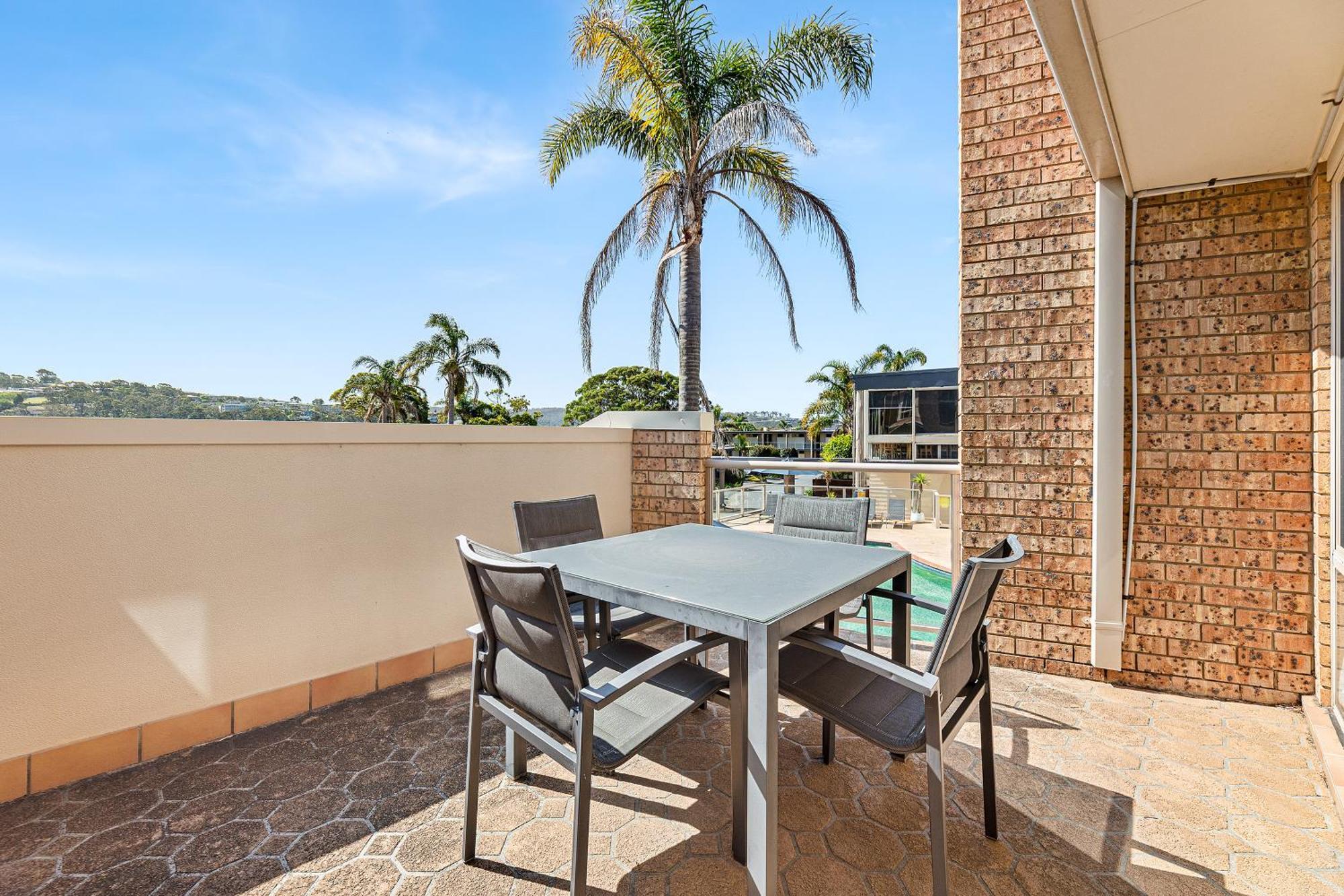 Tween Waters Merimbula Room photo