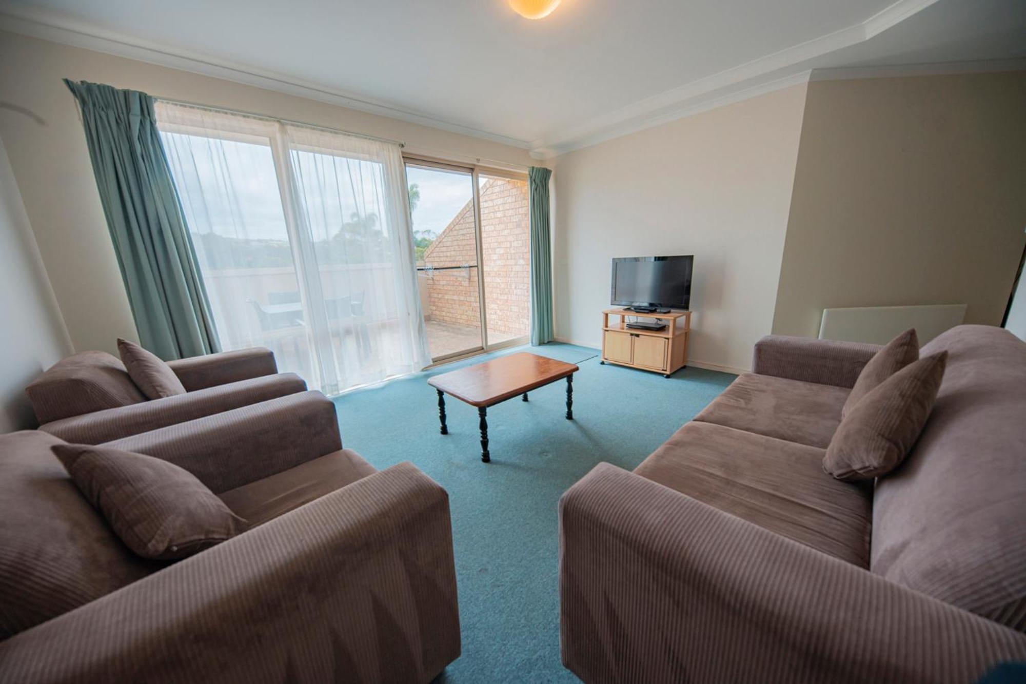 Tween Waters Merimbula Room photo